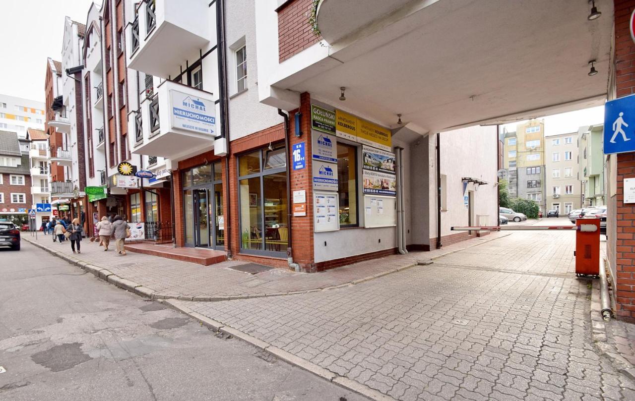 Apartamento Apartament Starowka Gostom Kołobrzeg Exterior foto